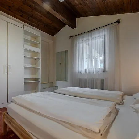 Hahnenkamm Residenz דירה קיצביהל