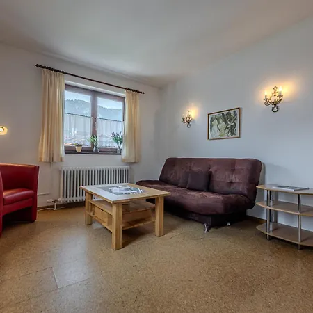 Hahnenkamm Residenz Apartment *