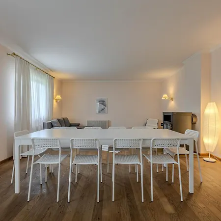 Hahnenkamm Residenz דירה קיצביהל
