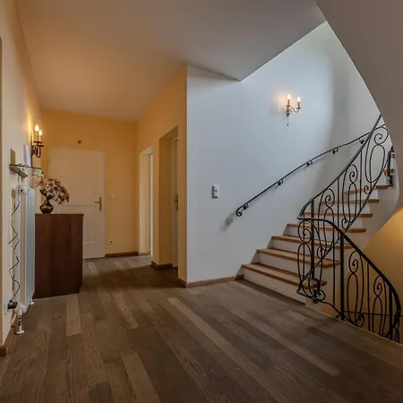 Hahnenkamm Residenz קיצביהל