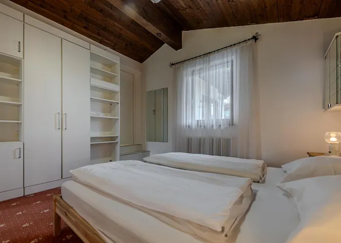 Hahnenkamm Residenz Apartment Kitzbuhel