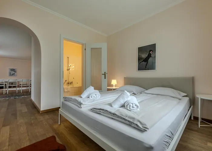 Hahnenkamm Residenz Apartment *