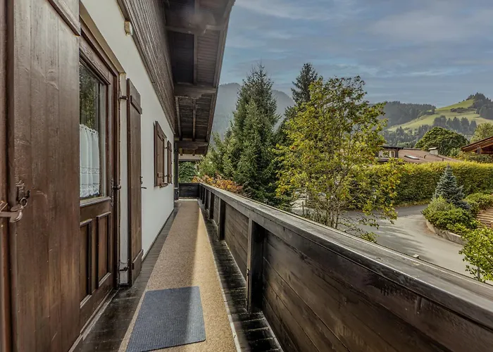 Hahnenkamm Residenz Apartment *